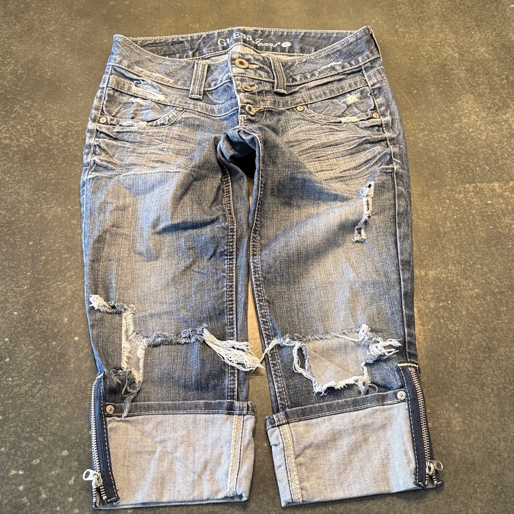 GUESS Women's Ripped Denim Jeans Capris Low Rise - Picture 3 of 6